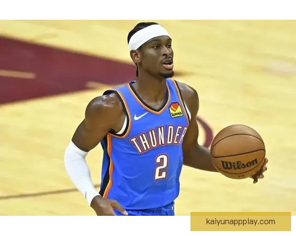 亚历山大出战15分钟顺利达标 确保常规赛65场评奖资格